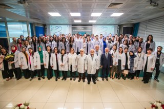 KTO Karataylı Tıp Fakültesi Öğrencileri, Beyaz Önlük Giyme Töreni ile Mesleğe İlk Adımını Attı